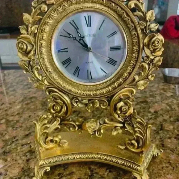 Vintage Matson K800 Rose Ormolu Gold Battery Powered Mantle Desk Clock Alarm - Picture 2 of 8